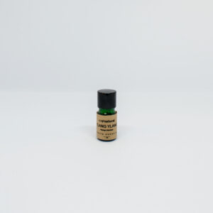 Aceite esencial de ylang ylang